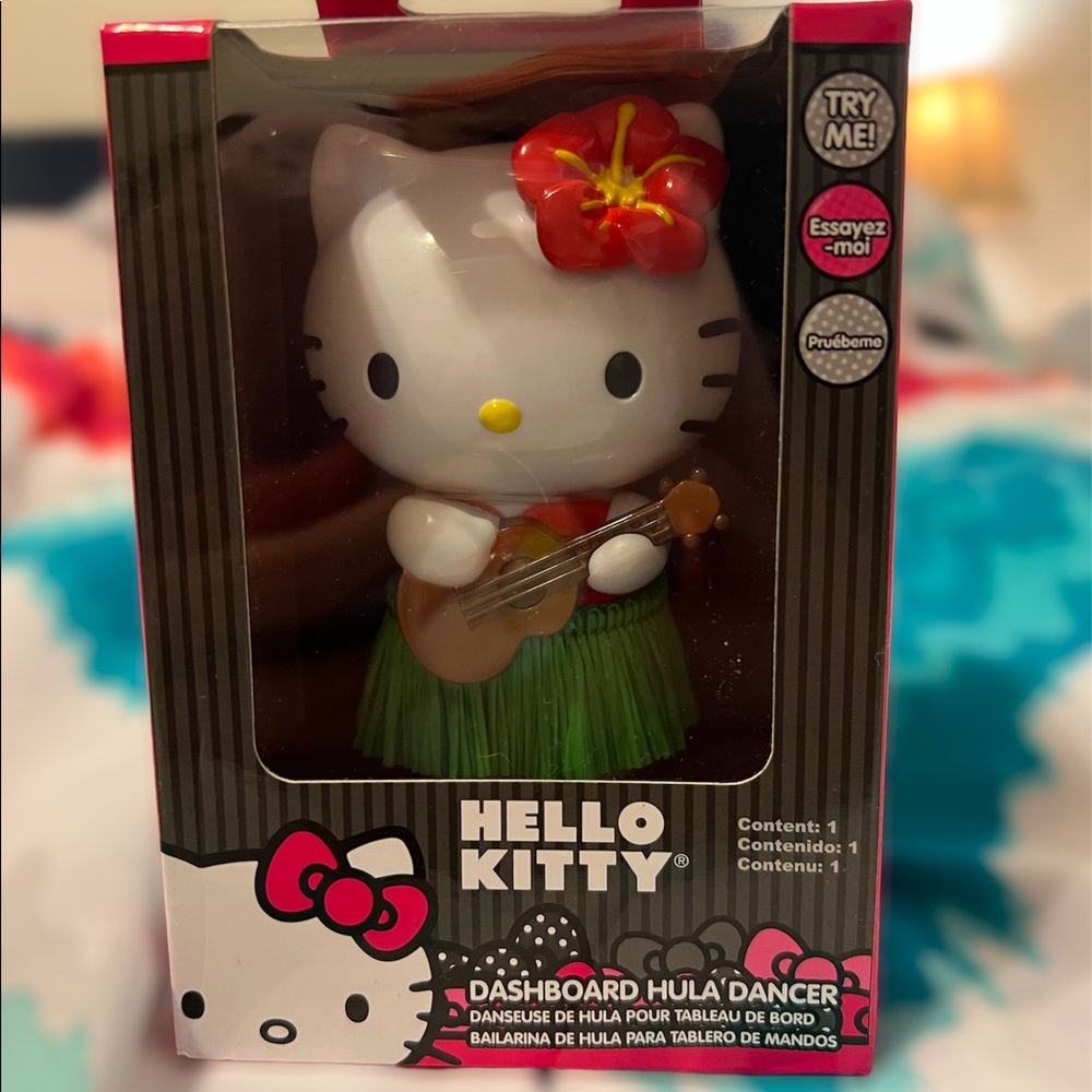 Hello Kitty Dashboard Hula Dancer